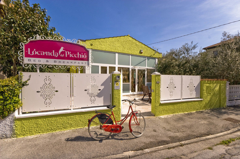 Locanda Del Picchio Loreto Bagian luar foto